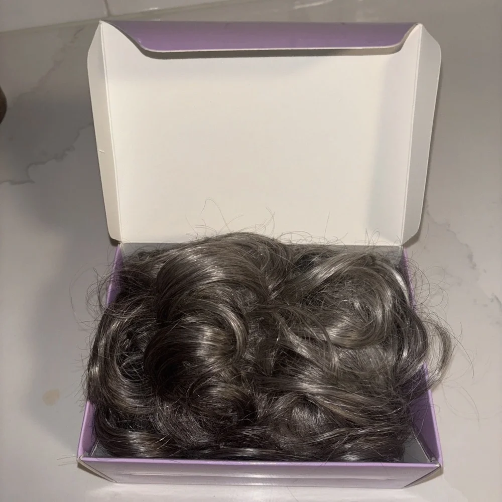 Paula Young Awestruck Clip-On Hairpiece Wavy Full Volume SF 51/60 Grey A3336